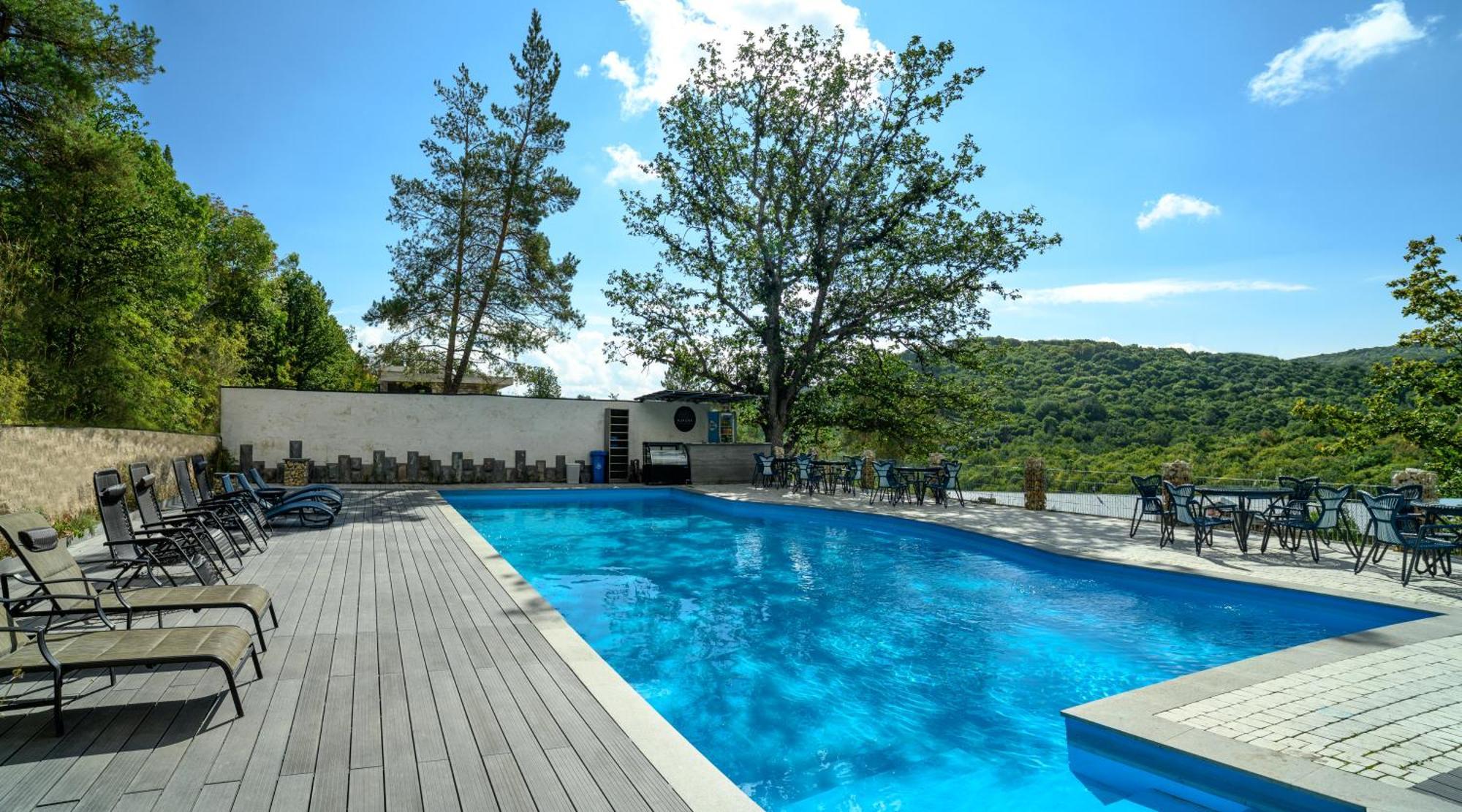 Aurora Resort, 萨克德佐尔镇 外观 照片